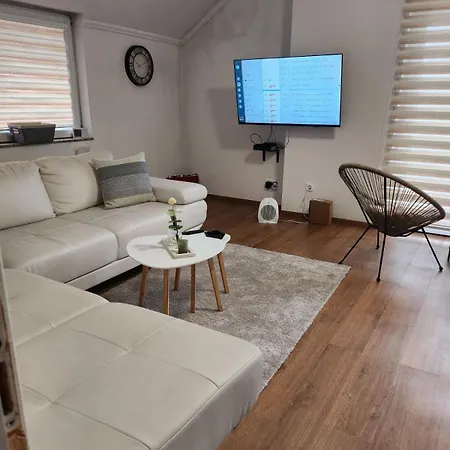 Apartment Saraj Lux Jacuzzi *